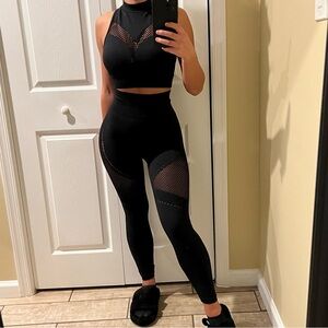 Seamless mesh 2 pcs gym set crop top slim fit tee high waist leggings high rise